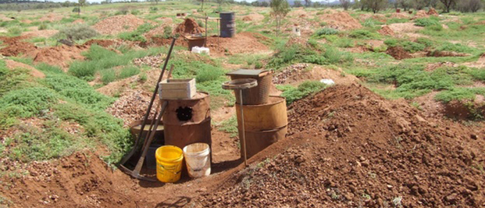 Scenery of Mud Tank Zircon Field